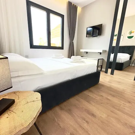 Sea View Luxury Penthouse,3rooms * Vlorë