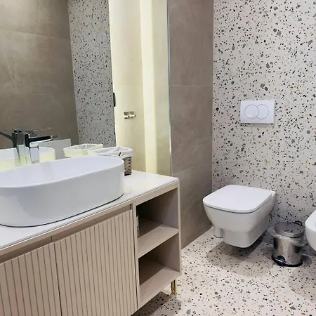 Sea View Luxury Penthouse,3rooms Vlorë