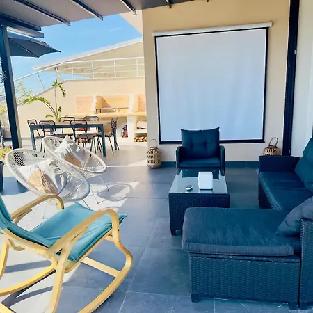 דירה Sea View Luxury Penthouse,3rooms *